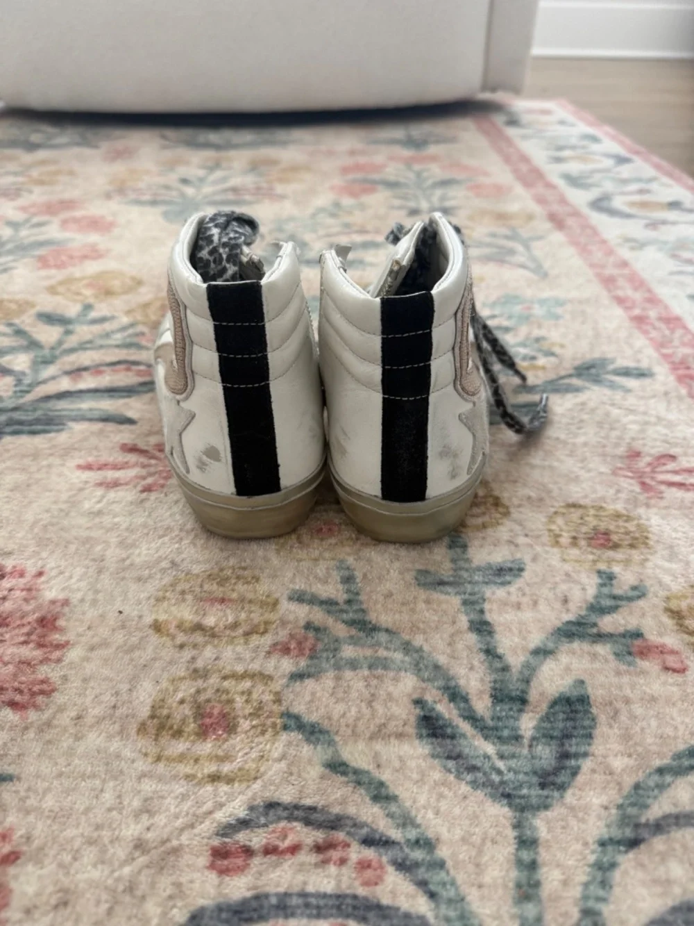 Golden Gooses - Picture 7 of 8